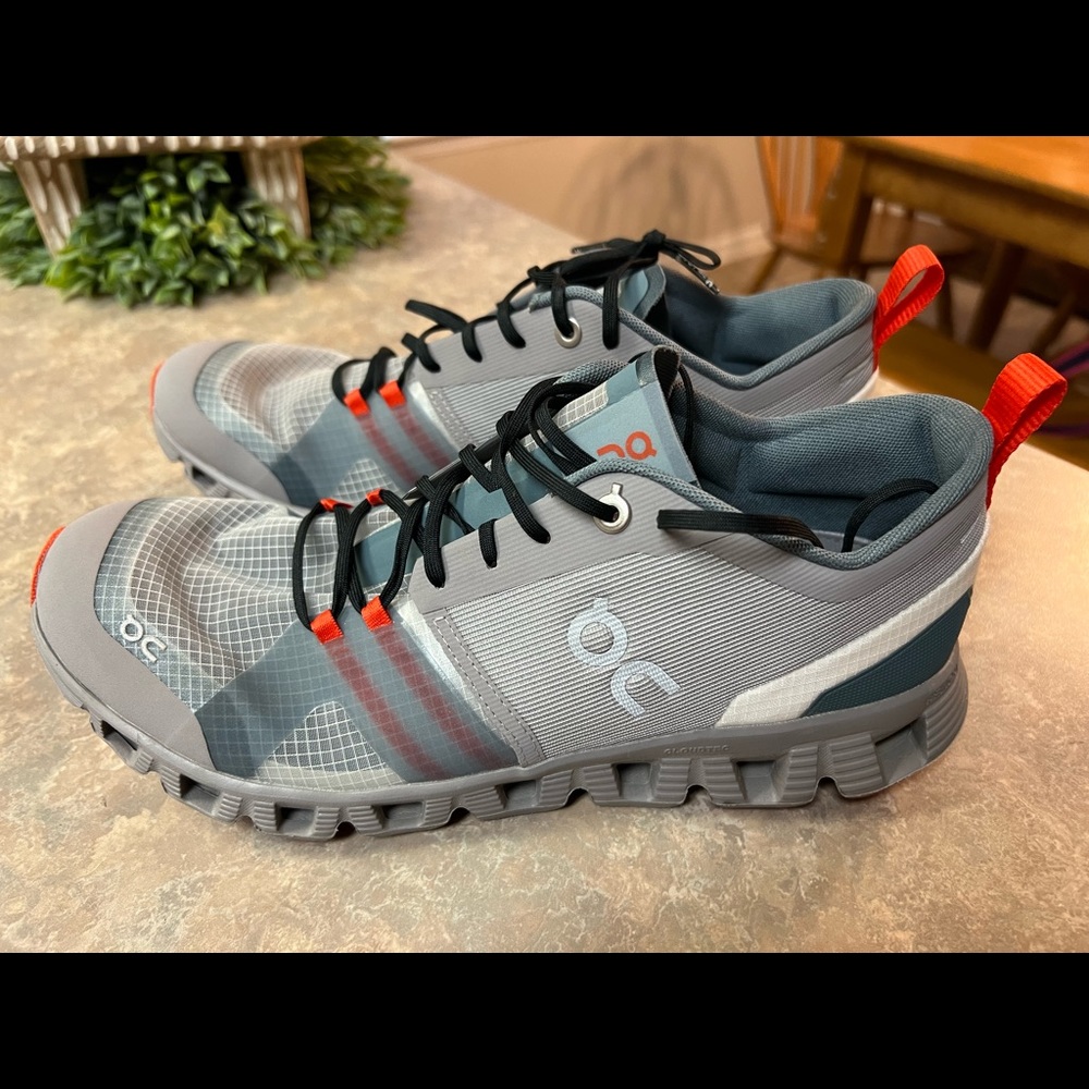 On Cloud Running Shoes